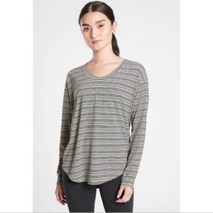 Athleta Cloudlight Stratus Long Sleeve Stripe Tee Shirt Top T-shirt R23
